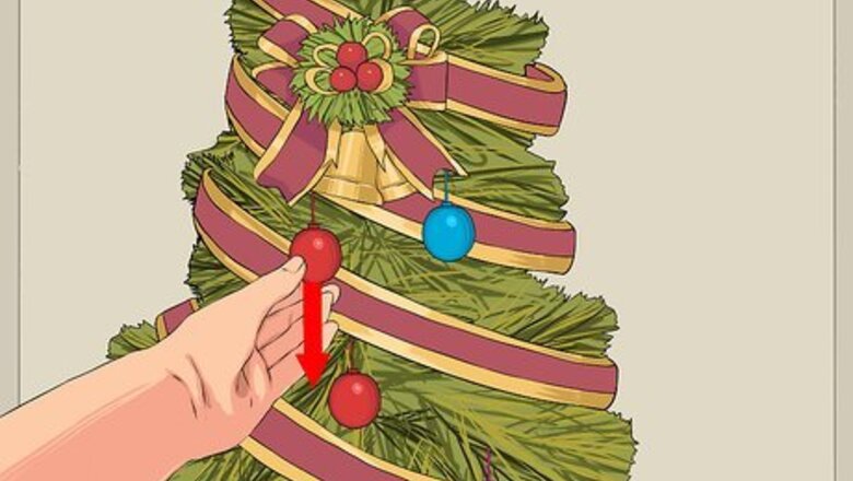 How to Dispose of a Christmas Tree