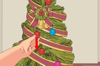 How to Dispose of a Christmas Tree