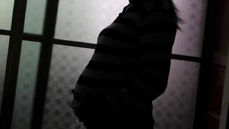 Muzaffarnagar Woman Gives Birth on Road After Hospital Denies Admission