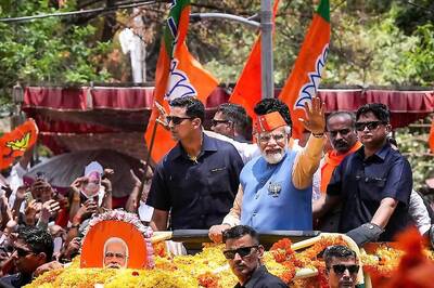 PM Modi Shares Video of Massive Bengaluru Roadshow, Thanks Crowd for 'Overwhelming' Support | WATCH