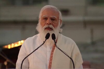 Aandolanjeevi and An Evil FDI: PM Modi's Wordplay Exposed the Sinister Game Plan of Those Fuelling Farmers' Protests