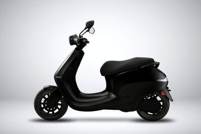 Ola CEO Asks Color Suggestions for Upcoming Electric Scooter on Twitter, Share Plant Update