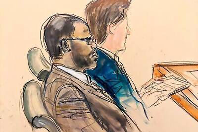 R. Kelly Accuser Testifies That He Sexually Abused Her At 17