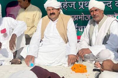 BKU President Naresh Tikait Welcomes Withdrawal of Farm Laws, Demands Discussion on MSP