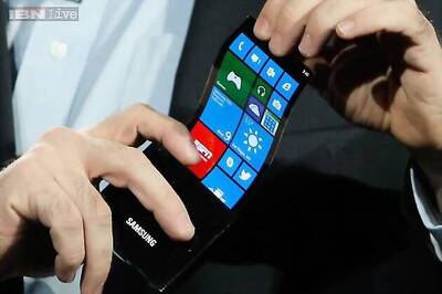 Samsung to bring devices with foldable screens in 2015: CEO