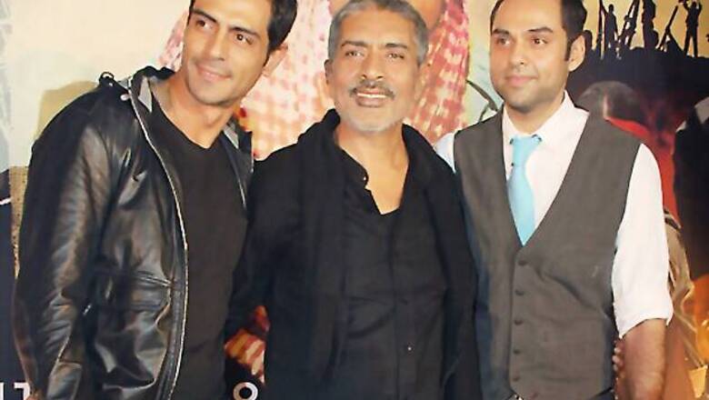 Chakravyuh: Prakash Jha supports Naxalite ideology