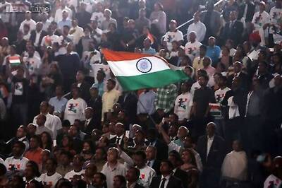 Hundreds of Indian-Americans in Times Square to watch Modi
