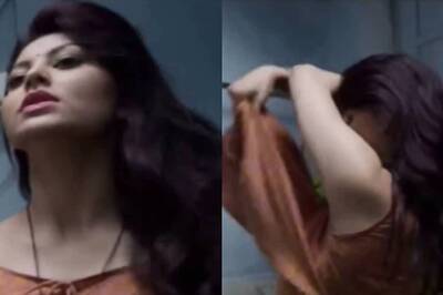 Urvashi Rautela Brutally SLAMMED After Her 'Leaked' Bathroom Video Goes Viral, Watch