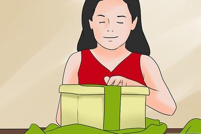 How to Politely Tell Your Parents You Don't Like Your Christmas Present