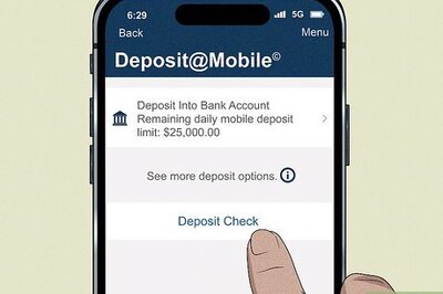 10 Simple Ways to Cash a Check Without an ID or Without a Bank Account