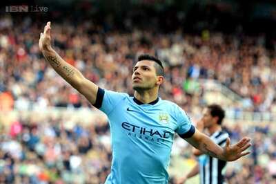 Stevan Jovetic double helps Manchester City beat Liverpool 3-1