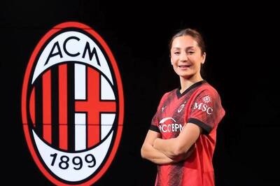 'Benefits of Being a Doctor': AC Milan Women Striker Nadia Nadim Stitches Up Her Own Wound | WATCH