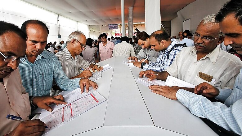 Income Tax Returns Surge Over 60 Per Cent, Cross 5 Crore Filings as Deadline Ends