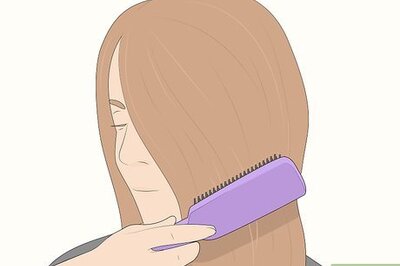 How to Bleach the Back of Your Hair