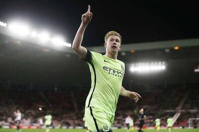 Stylish Manchester City down Sunderland, Aston Villa win League Cup derby