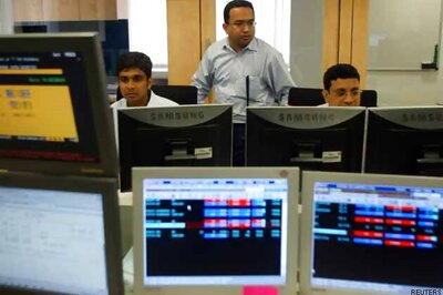 Sensex nearly flat as free-falling rupee dashes rate cut hopes