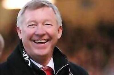 Man U coach expects young guns to fire