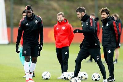 Manchester United Host Chelsea in Battle for Second Spot Behind City