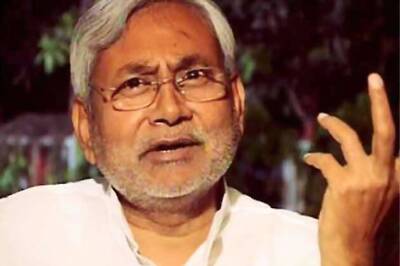 LS polls: No question of JD(U)'s tie-up with Congress, says Nitish Kumar