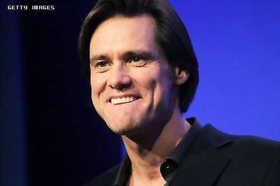 Jim Carrey takes dig at suspended journalist Brian Williams