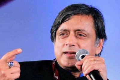 Govt Doesn't Want Discussion on Issues it Feels Would Embarrass It, Claims Tharoor