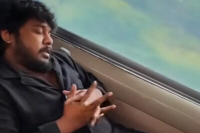 Watch: YouTuber Schooled For 'Lacking' Basic Etiquette On Vande Bharat