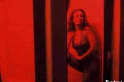 Sex sells, defying economic slowdown