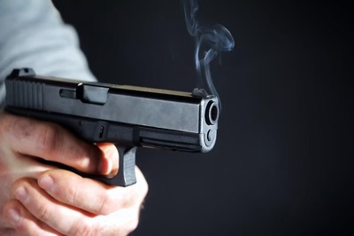 Unidentified Assailants Open Fire at Shop in Northeast Delhi