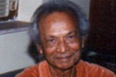 Bollywood mourns Naushad's death