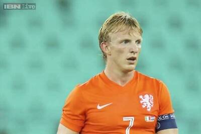 Dirk Kuyt retires from international football