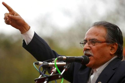 Nepal PM Oli Adamant in Splitting Ruling Communist Party, Says Prachanda