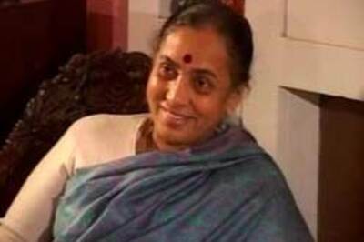 Margaret Alva resigns post | Alva meets Sonia