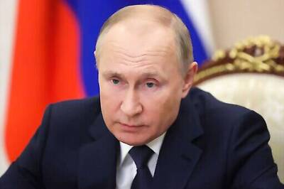 Putin Hopes WHO Soon Approves Russia's Sputnik V Vaccine