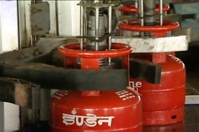 Cabinet may consider raising LPG cylinder cap this week, says Veerappa Moily