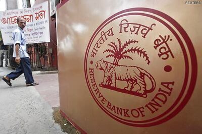 RBI Mid-Quarter Monetary Policy Review: December 2013