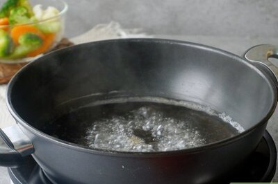 The 2 Best Ways to Steam Frozen Vegetables