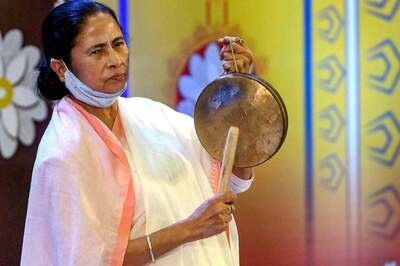 TMC May Drop Many Sitting MLAs, Gears up to Nominate 'More Women, Youth, Clean-image Leaders'