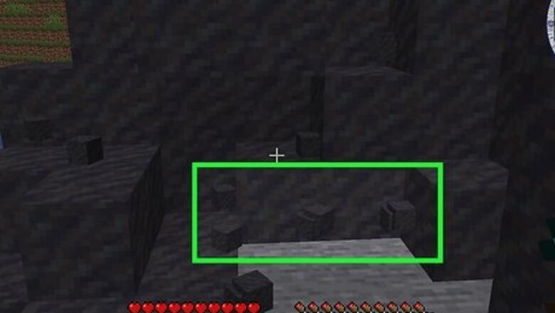 How To Make Mud in Minecraft (And How to Use It)