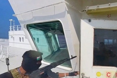 Houthis Claim They Attacked British Ship in Gulf of Aden Using ‘Naval Missiles’