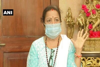 Mumbai Mayor Kishori Pednekar Tests Positive for Covid-19, Opts to Self-Quarantine at Home