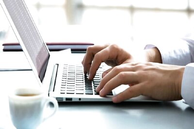 Amid Internet Blockade, Kashmir Class 10 Students Make Frantic Efforts to Get Board Results Checked