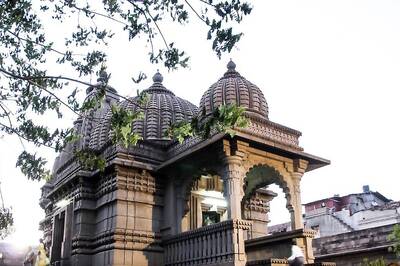 Embracing The Digital Age: How Temples Are Going Hi-Tech