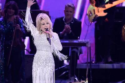Dolly Parton's First Novel ' Run Rose Run' To Hit The Stands In 2022