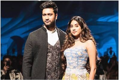 Janhvi Kapoor, Vicky Kaushal Set Stage on Fire at Lakme Fashion Week