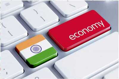 Fitch Cuts India Growth Projection to 8% For FY22; Economy to Shrink by 5 Percent This Fiscal