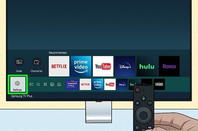How to Troubleshoot a Samsung TV That Turns On By Itself