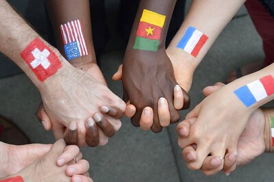 Friendship Day: 9 Traits You Have A Close Toxic Friend