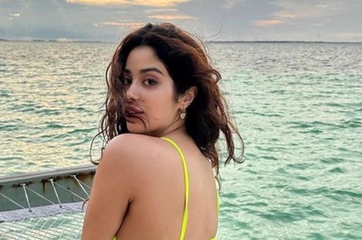 2022 In Rewind: Times When Janhvi Kapoor Dazzled In Stunning Outfits