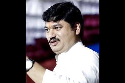 Pune Bank Takes 'Possession' of NCP MLA Dhananjay Munde's Flat over Dues