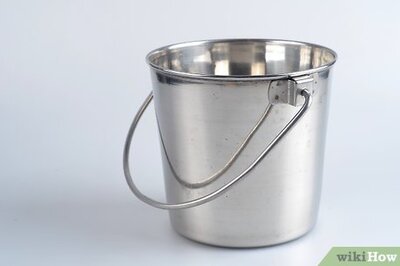 How to Clean a Roller Brush